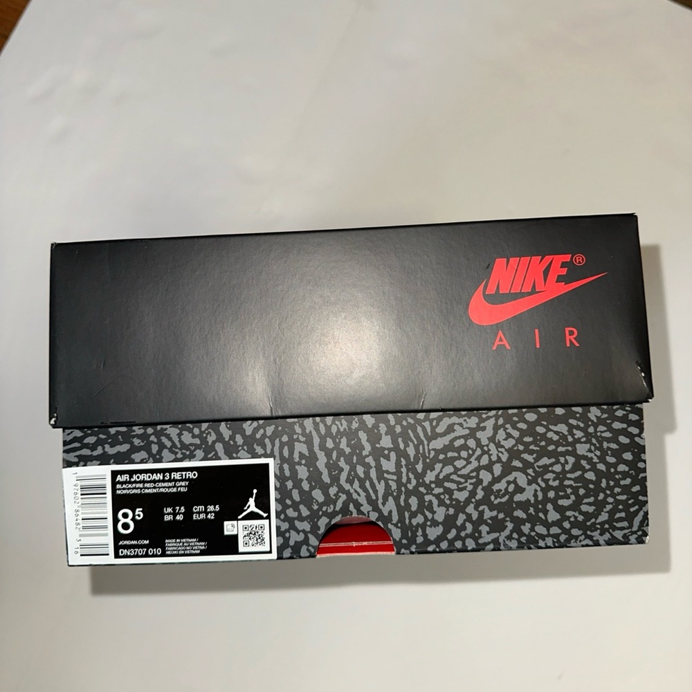 Jordan 3 Retro Black Cement 2024 - Picture 8 of 8